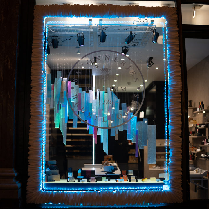 Uessential Sculpture: Aurore Boréale: Savonneries Bruxelloises Galeries royales Saint-Hubert, Bruxelles.